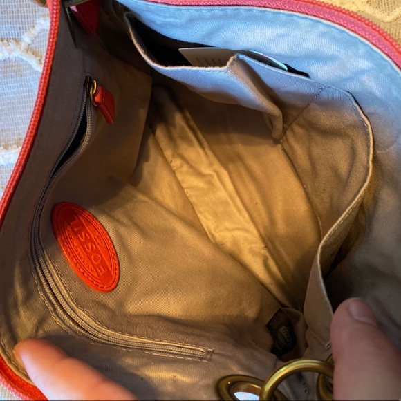 FOSSIL SATCHEL - Picture 6 of 8